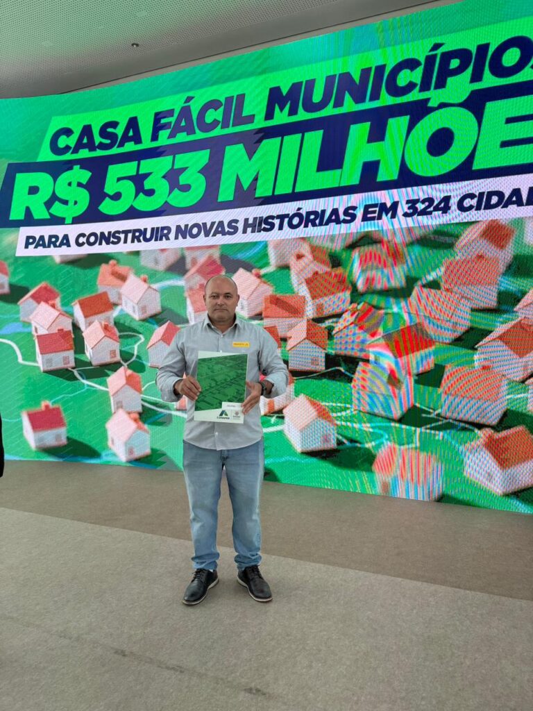 Jesuítas assina convênio para construção de 15 casas pelo programa Casa Fácil Paraná