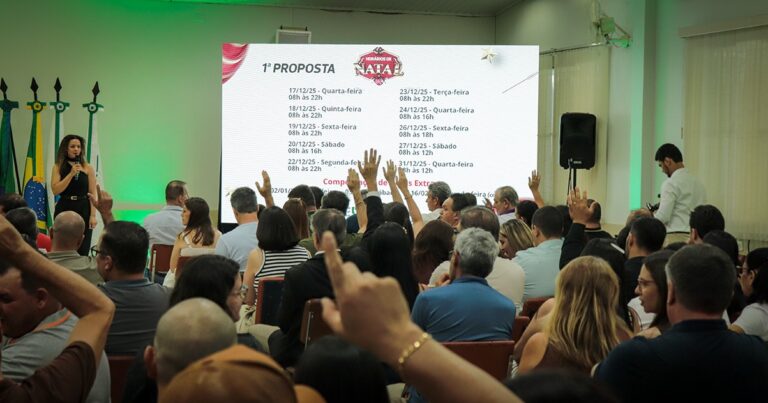 Associados definem horário especial de fim de ano para comércio de Assis Chateaubriand
