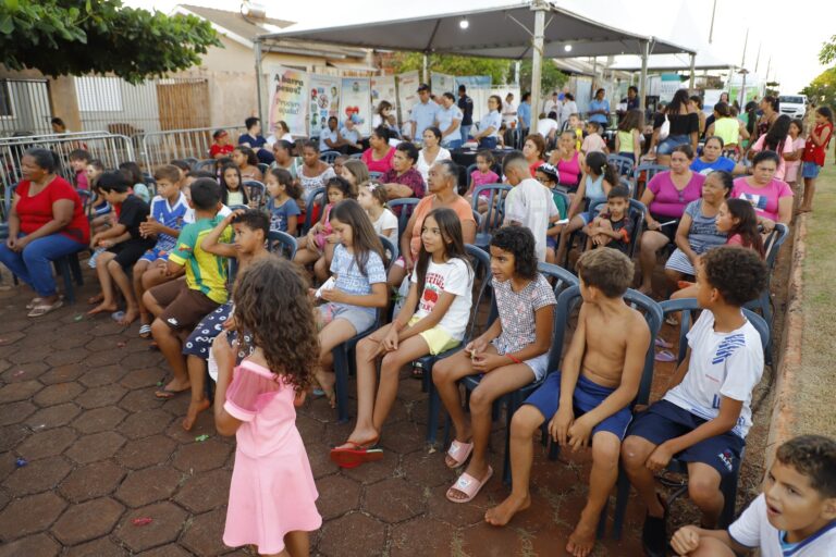Saúde no Bairro leva atendimentos e serviços para os moradores do Conjunto Micheletto