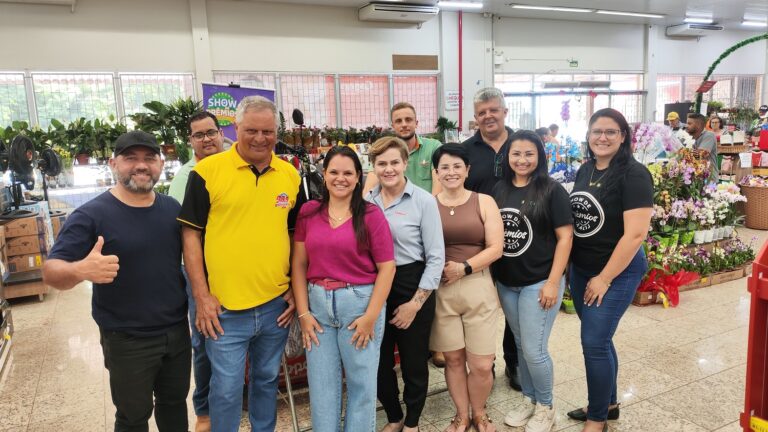 ACIJ sorteia moto e dez vales de R$500,00 e encerra promoções de 2025