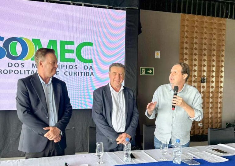 Presidente da AMP, Marcel Micheletto, participa de assembleia da ASSOMEC e reafirma compromisso com desenvolvimento dos municípios