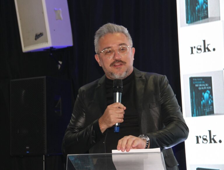 Rodrigo Katarinhuk lança obra que destaca a importância da informação qualificada!