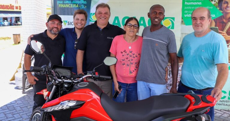 ACIAC sorteia moto e R$45 mil em bônus da Promoção Assis é Show de Natal