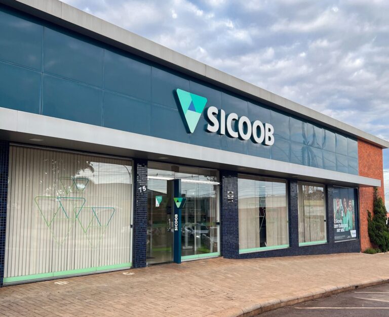 Sicoob oferece curso gratuito para quem busca mais equilíbrio e saúde financeira