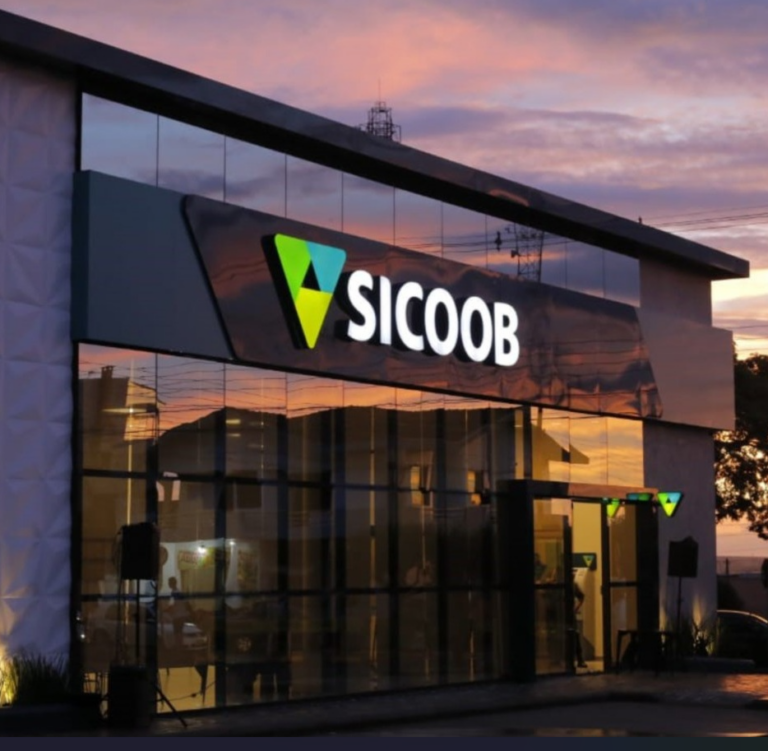 Liquidações pós-festas: educação financeira ajuda consumidores a evitar dívidas no início do ano