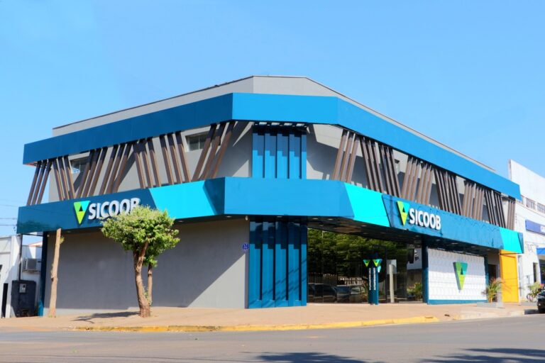 Imagem ilustrativa de uma agência da Cooperativa Sicoob Médio Oeste