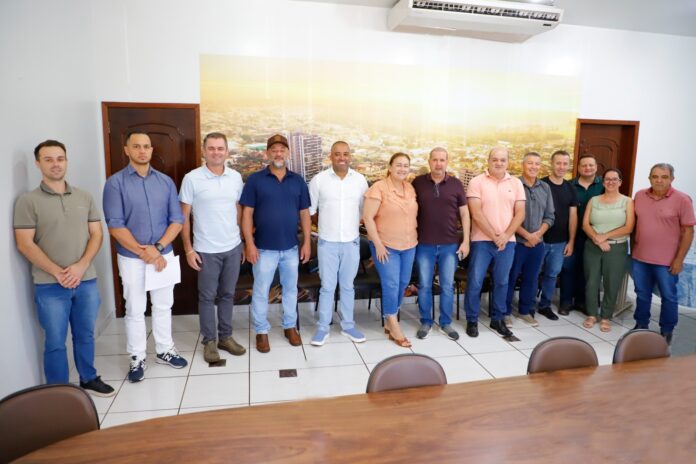 Prefeito Marcel Micheletto se reúne com vereadores para alinhar prioridades do município