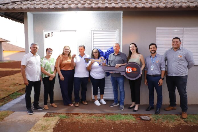Bragantina celebra a entrega de 30 novas moradias