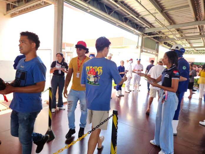 Prefeitura realiza ação preventiva contra dengue na Frimesa