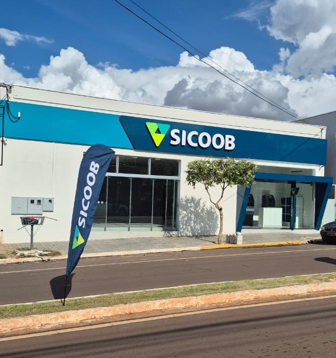 Sicoob Médio Oeste inaugura agência em Alto Piquiri