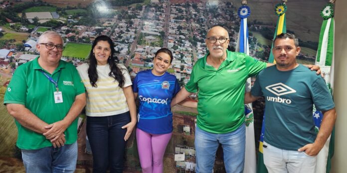 Visita de assessores da Paraná Esporte em Iracema do Oeste