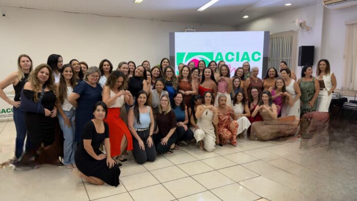 ACIAC Mulher: Dia Internacional da Mulher é comemorado com palestra e homenagem