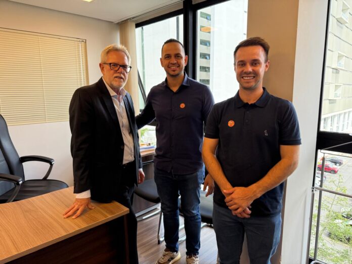 Visitas técnicas em Curitiba para acompanhamento de projetos