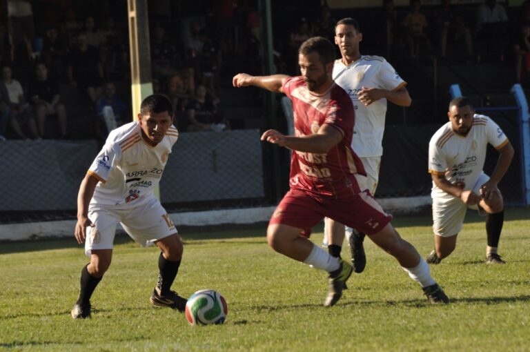 Copa Sicoob/Pacaembu da Amaujjp define semifinalistas neste domingo