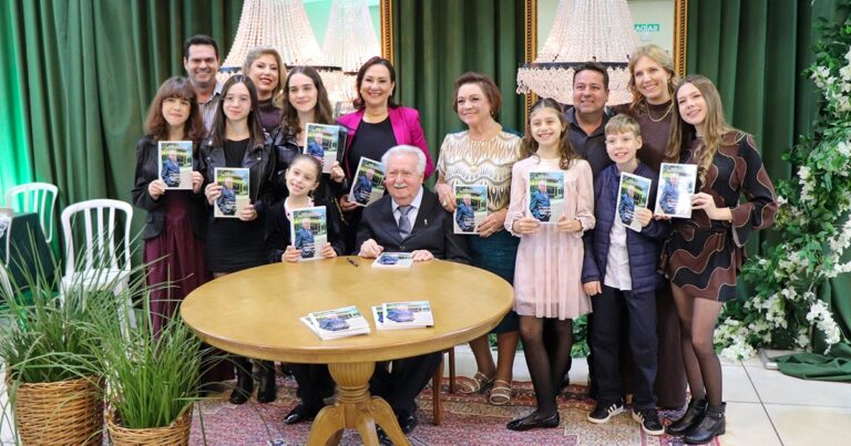 A vida de um pioneiro na Educação: lançado o livro que conta a história do Prof. Fabrício Begosso
