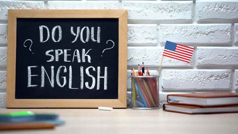 Inglês se torna requisito de contratação no Brasil em 2026
