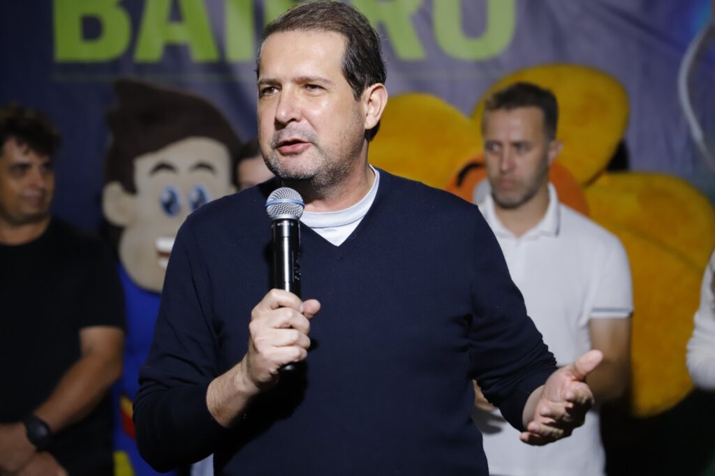Prefeitura leva serviços públicos aos bairros e fortalece o cuidado com as famílias