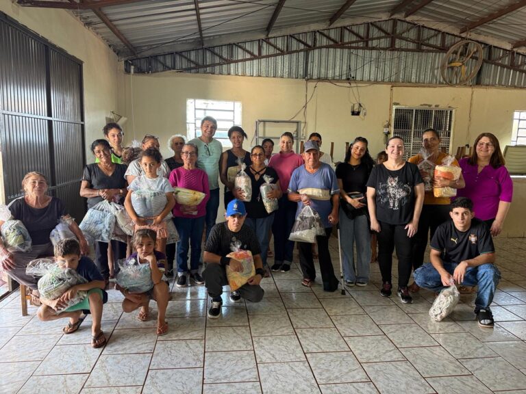 Assistência Social realiza entrega de 260 mantas para famílias de Jesuítas