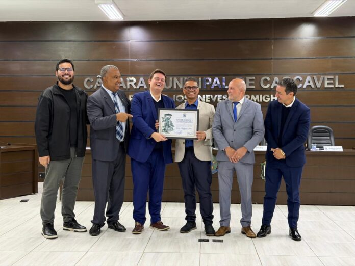 Honra a quem merece: Élvis Cândido Lima recebe Voto de Louvor e Congratulações