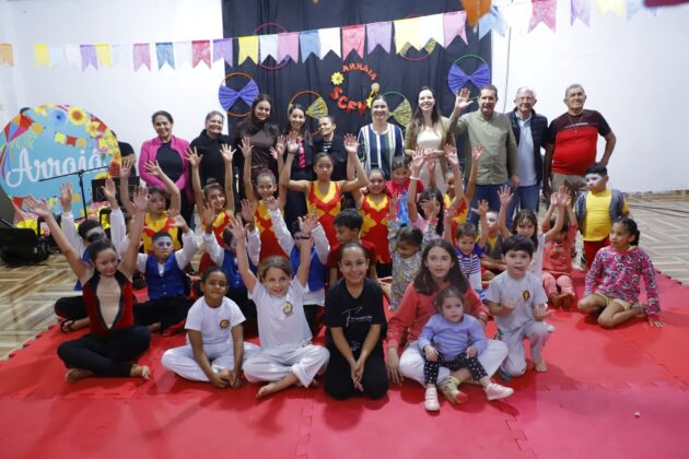 Encontro Fortalecendo V&iacute;nculos Junino promove integra&ccedil;&atilde;o comunit&aacute;ria no Jardim Ara&ccedil;&aacute;