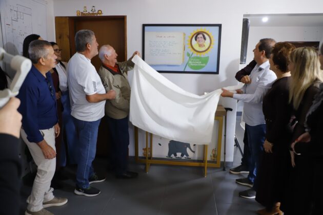 Micheletto eterniza legado da professora Maria Ferneda em Centro de Educa&ccedil;&atilde;o Infantil