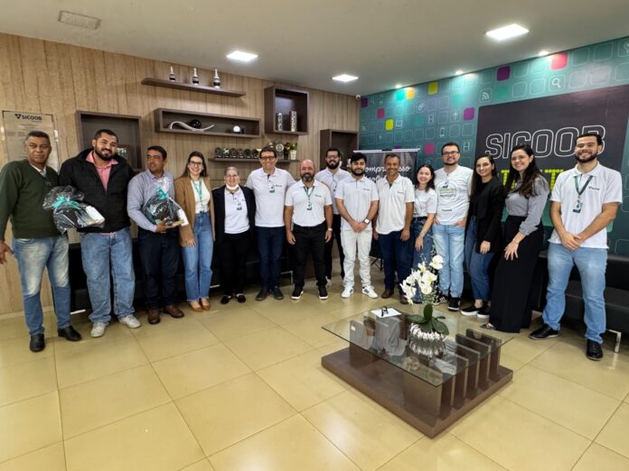 Sicoob e Sindicato dos Trabalhadores Rurais ampliam Balde Cheio em Nova Aurora com parceria estratégica