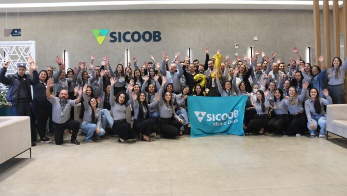 Sicoob Médio Oeste: 21 anos de cooperação, crescimento e transformação