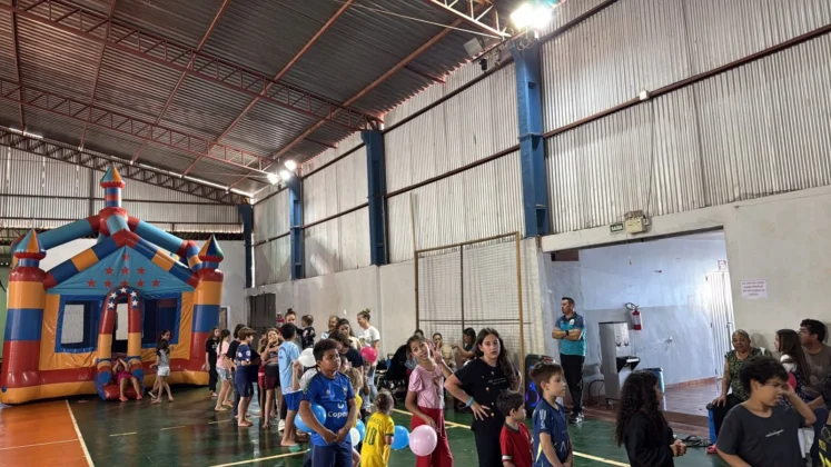 Col&ocirc;nia de F&eacute;rias em Iracema do Oeste: o desafio de resgatar a inf&acirc;ncia real na era das telas