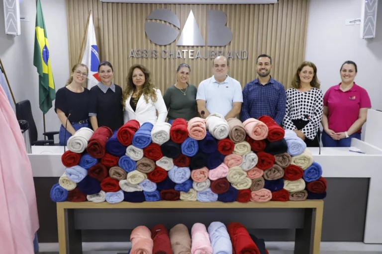 OAB destina 100 mantas para aassistência social em Assis Chateaubriand