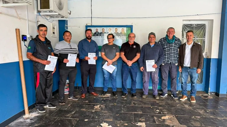 Servidores da Segurança e Mobilidade Urbana recebem certificados de destaque em Assis Chateaubriand