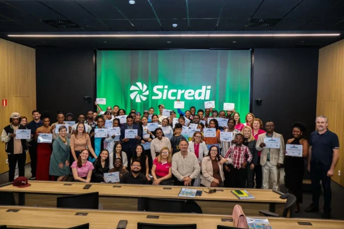 Curso de português Sicredi para estrangeiros
