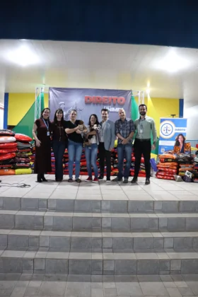 Trote Solid&aacute;rio da UNIMEO arrecada quase 3 toneladas de ra&ccedil;&atilde;o e premia alunos destaques no Projeto Simula&ccedil;o